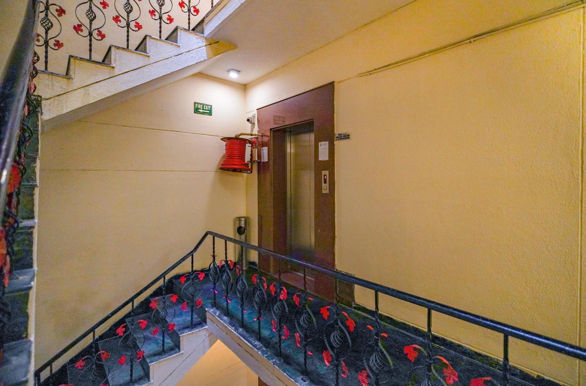 Hotel The Shagun Бопал Екстериор снимка