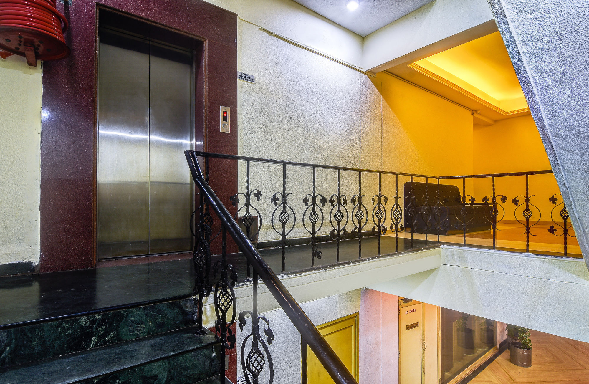 Hotel The Shagun Бопал Екстериор снимка